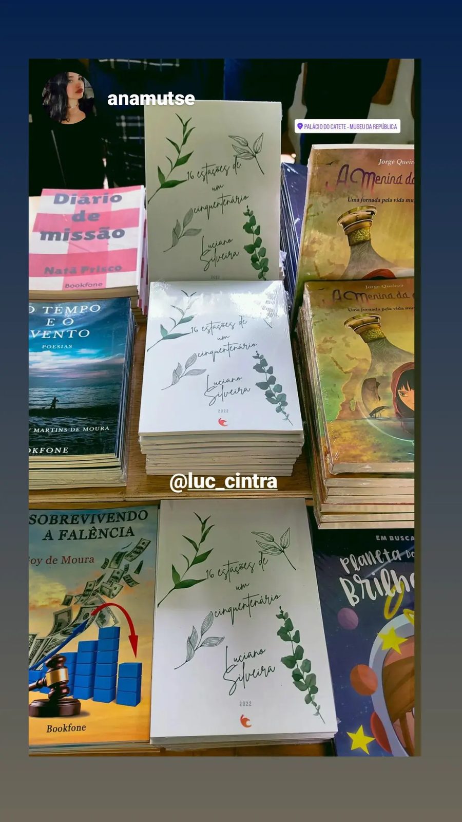 16 Estações nas prateleiras da livraria
